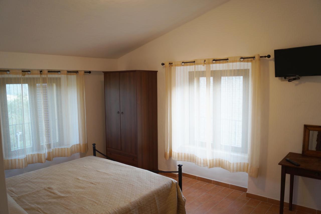 Agriturismo Il Viandante Valfabbrica Ngoại thất bức ảnh
